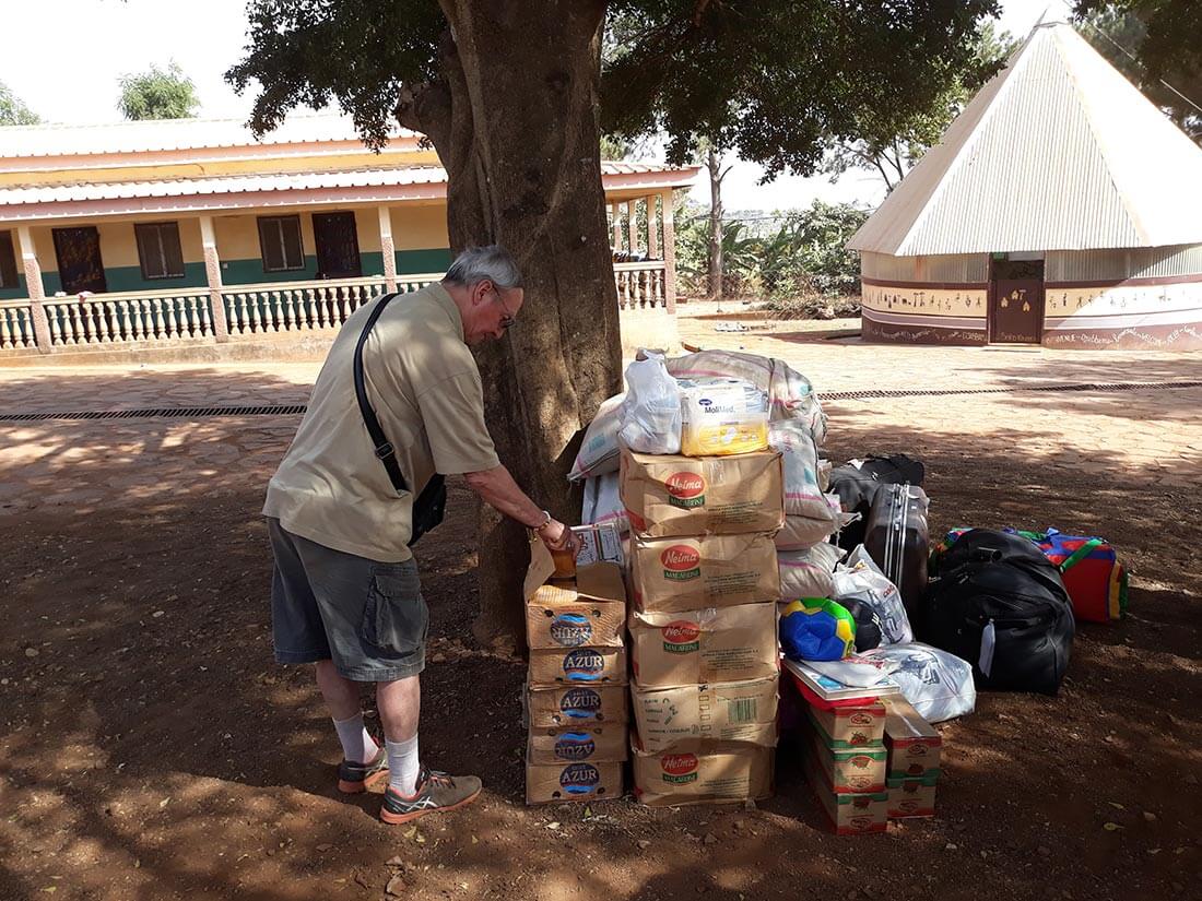 L'association Triangle d'Afrique a fait un partenariat avec l'orphelinat de Ngaoundéré et a livré des denrées alimentaires