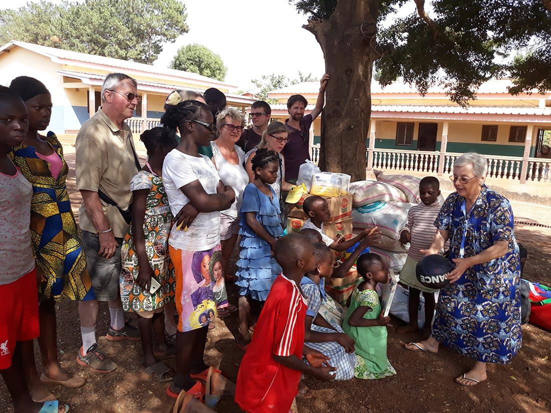 L'association Triangle d'Afrique a fait un partenariat avec l'orphelinat de Ngaoundéré et a livré des denrées alimentaires