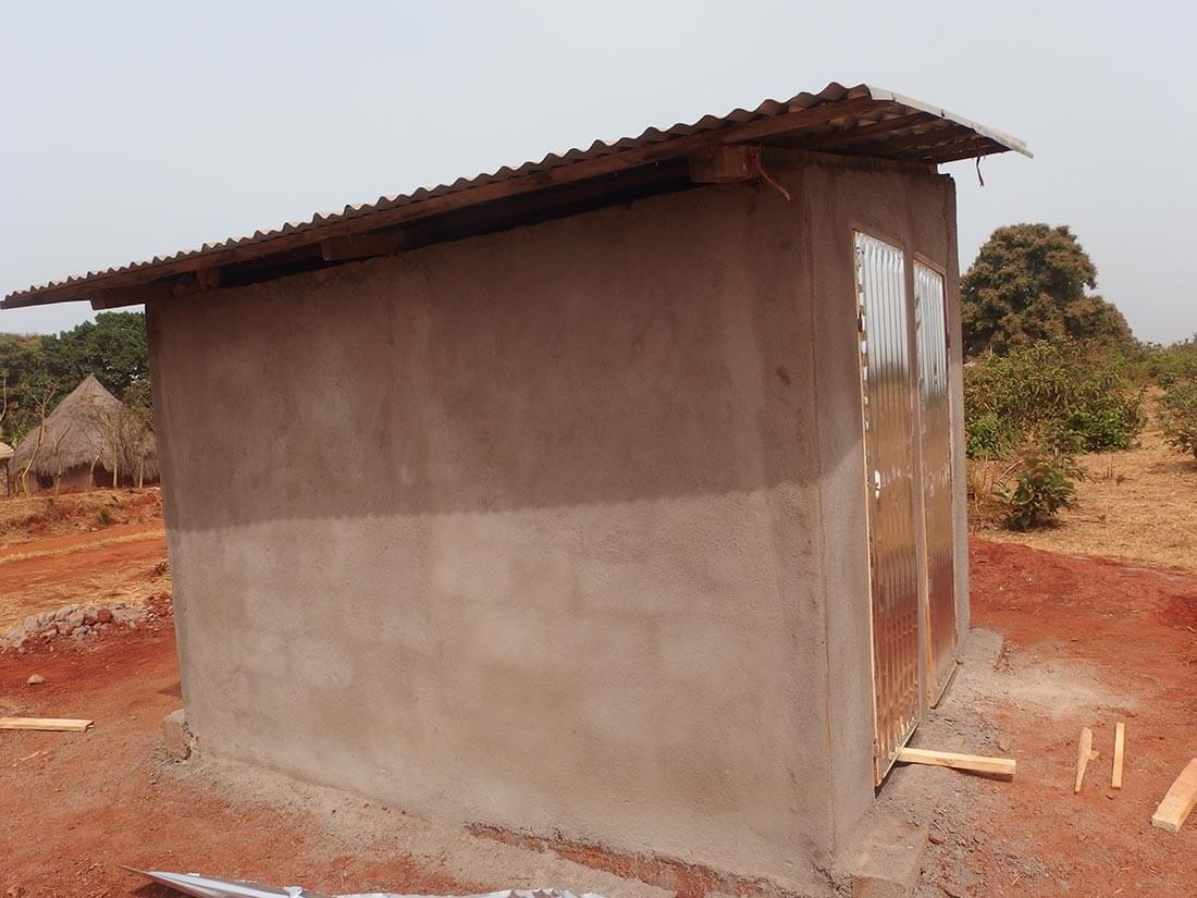 Construction de toilettes au centre de santé de Mbalang Djalingo