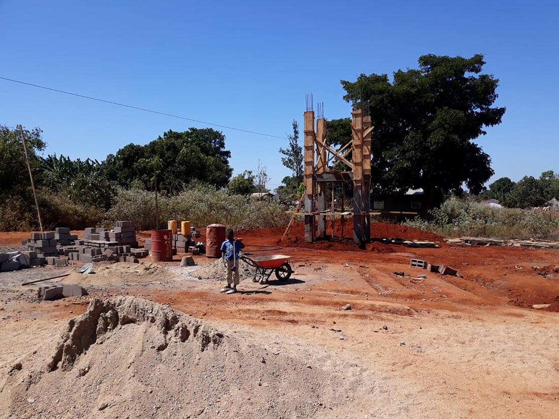 Démarrage de la construction de la maternité à Mbalang Djalingo au Cameroun avec Triangle d'Afrique