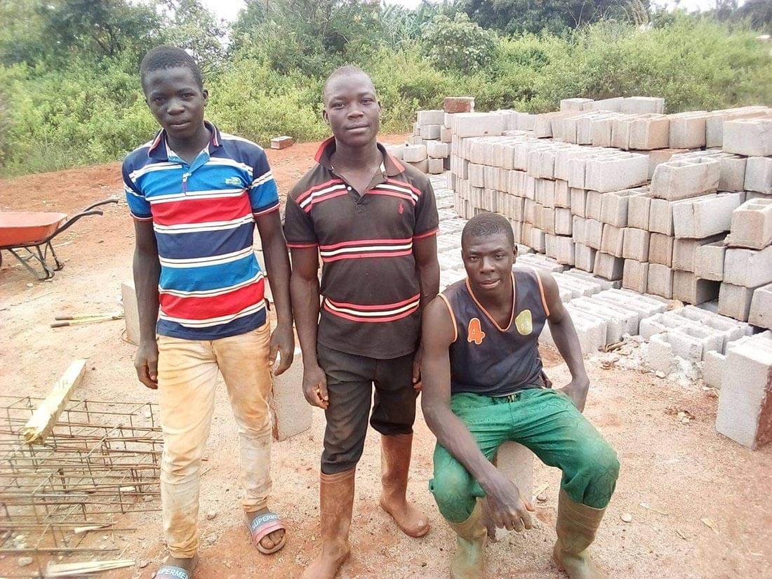 Démarrage de la construction de la maternité à Mbalang Djalingo au Cameroun avec Triangle d'Afrique