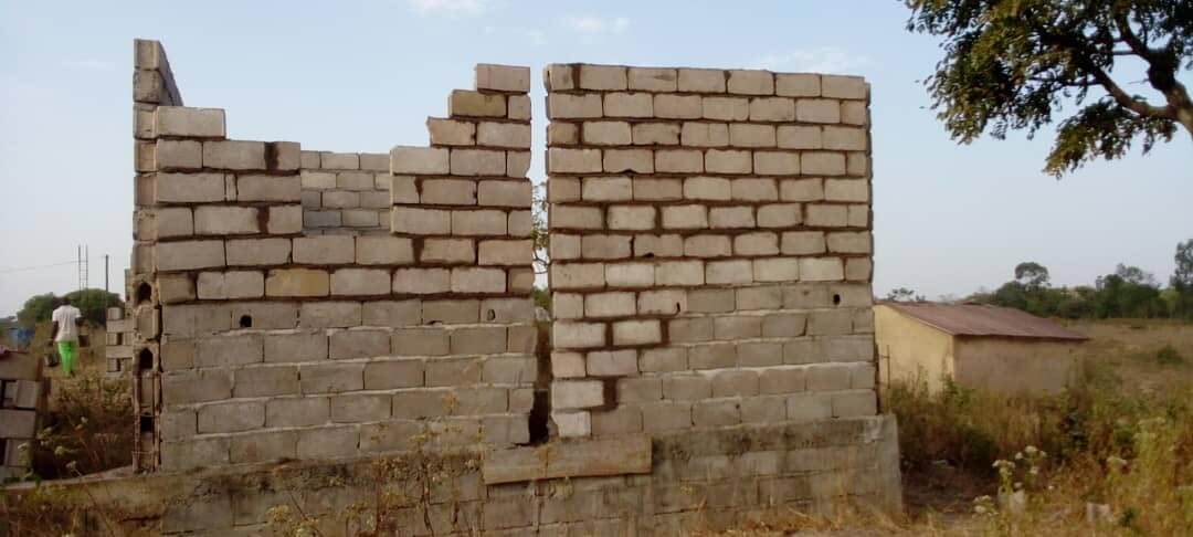 Construction d’un Centre d’aide par le travail pour adultes handicapés à Dar es Salam et Youkou