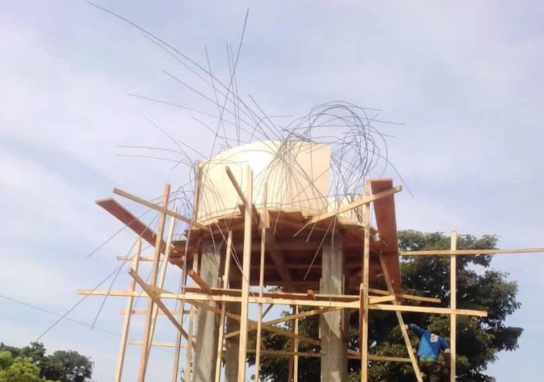 Création du coffrage pour la cuve du château d'eau à Mbalang Djalingo au Cameroun - Un projet Triangle d'Afrique