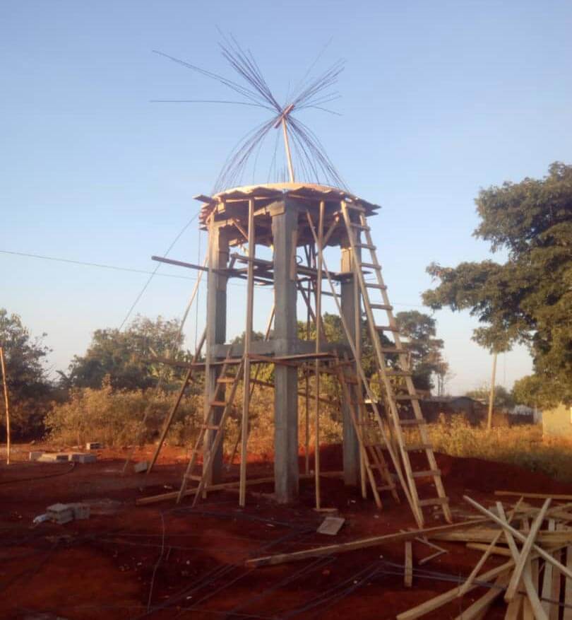 Structure du château d'eau à Mbalang Djalingo au Cameroun - Un projet Triangle d'Afrique